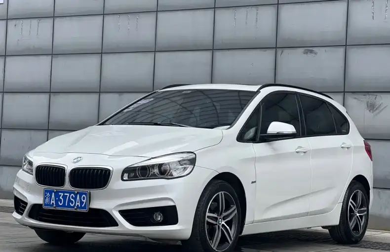 BMW 2 Series Active Tourer 2018 из Китая