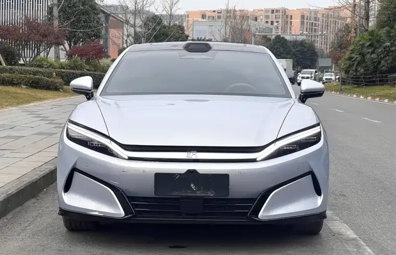 BYD 汉L 2025 из Китая