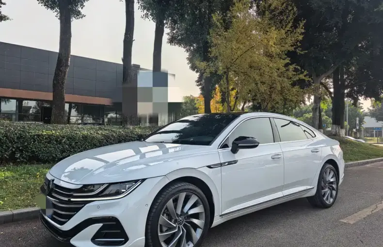 Volkswagen CC 2024 из Китая