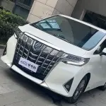 Toyota Alphard 2022 из Китая