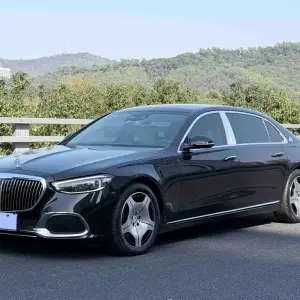 Mercedes-Benz S-Class 2023 из Китая