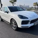 Porsche Cayenne Hybrid 2022 386 л.с. из Китая