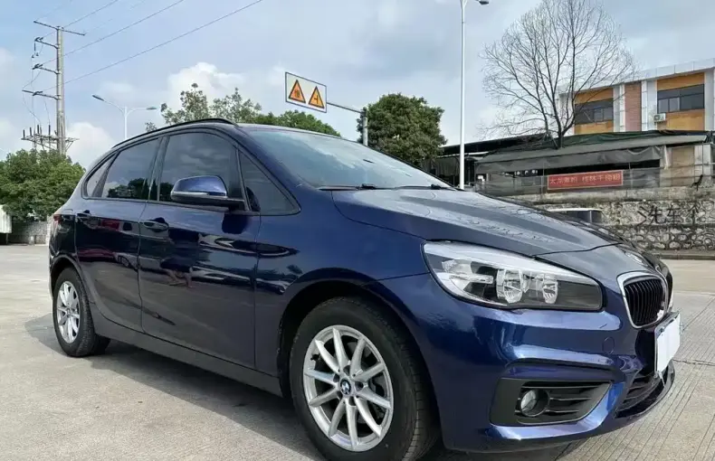 BMW 2 Series Active Tourer 2017 из Китая