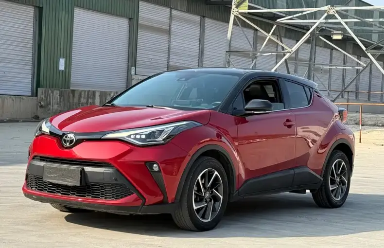 Toyota C-HR 2022 из Китая