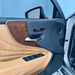 Lexus LS 2022 из Китая