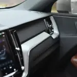 Volvo XC60 2022 250 л.с. — лот 57732668 из Китая
