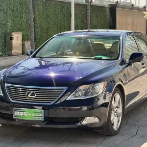 Lexus LS 2007 346 л.с. 346 л.с. из Китая