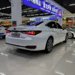 Lexus ES 2024 173 л.с. — лот 57674213 из Китая