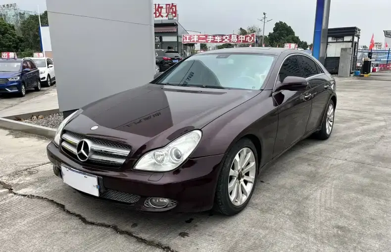 Mercedes-Benz CLS 2011 из Китая