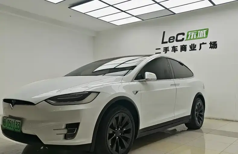 Tesla Model X 2017 из Китая