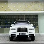 Rolls-Royce Cullinan 2020 571 л.с. из Китая