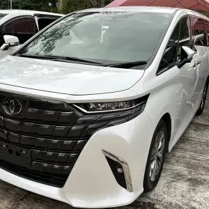 Toyota Alphard 2026 из Китая