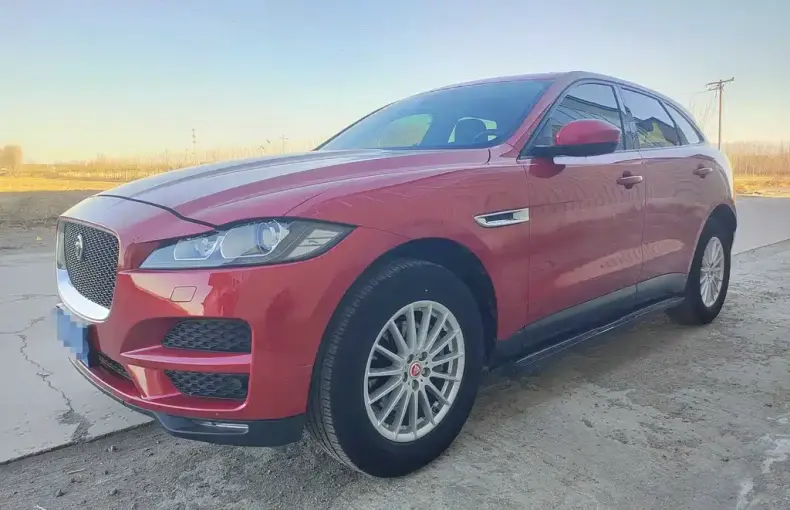 Jaguar F-PACE 2017 из Китая
