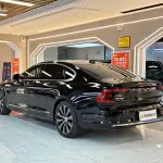 Volvo S90 2024 250 л.с. из Китая