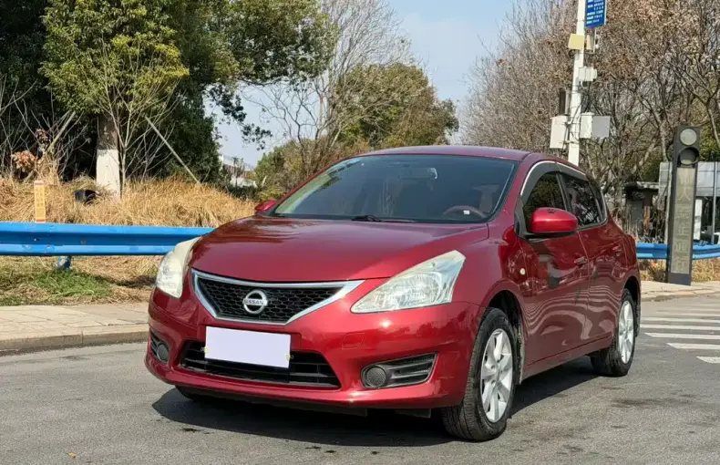 Nissan Tiida 2016 из Китая