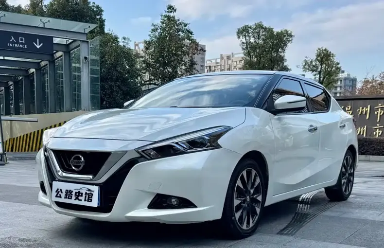 Nissan Bluebird 2016 из Китая