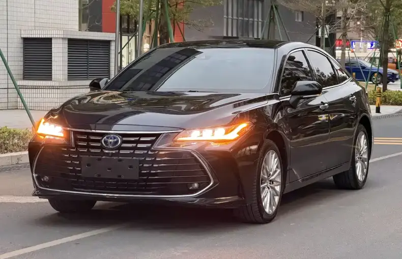 Toyota Avalon 2022 из Китая