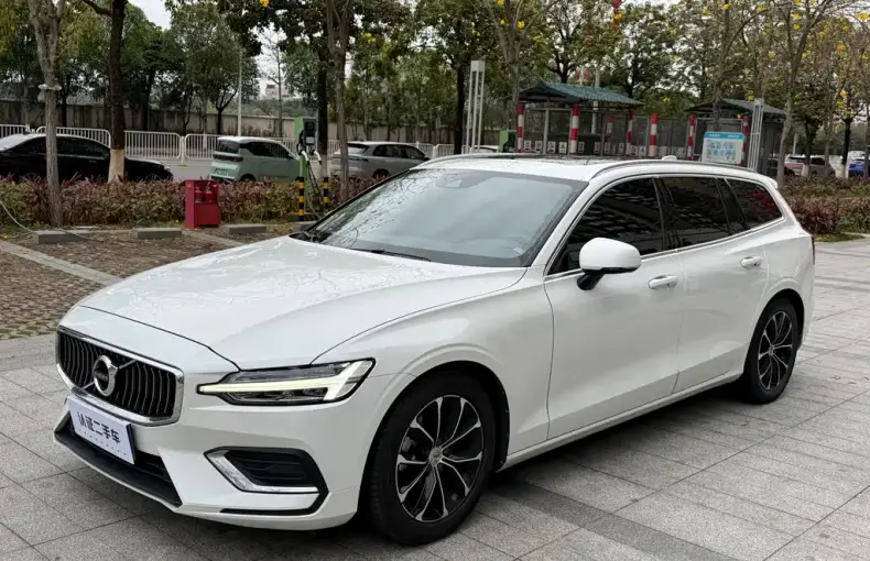 Volvo V60 2020 из Китая