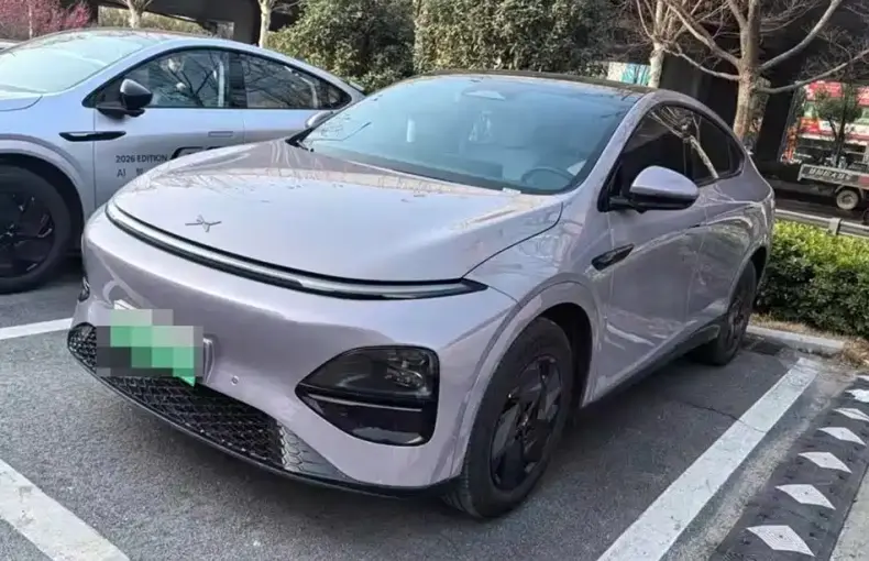 XPeng G6 2025 из Китая