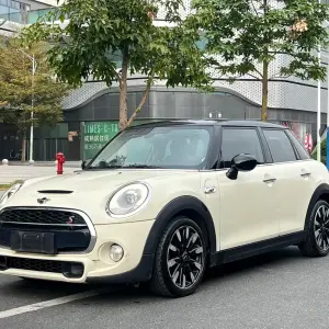 MINI Mini 2015 192 л.с. из Китая
