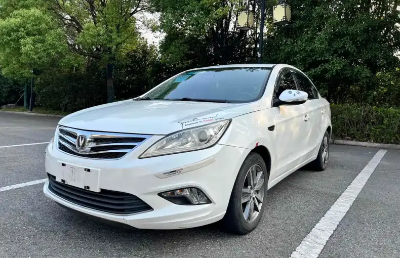 Changan Eado 2016 из Китая