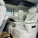 Lexus LM 250 л.с. из Китая
