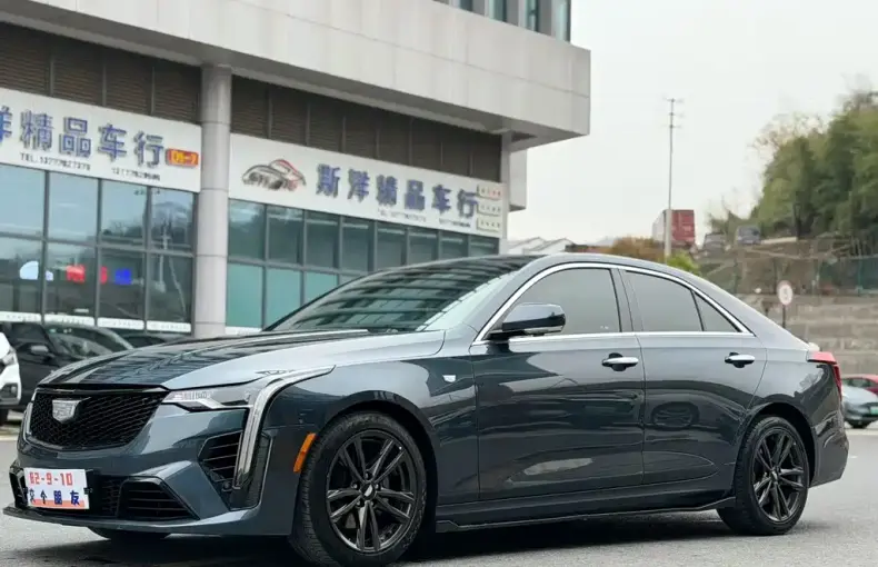 Cadillac CT4 2022 из Китая