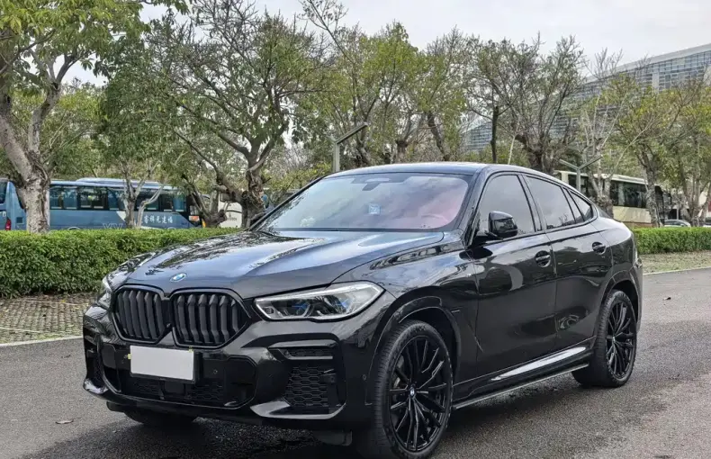 BMW X6 2023 из Китая