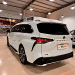 Toyota Granvia 2024 из Китая