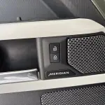 Land Rover Defender 2023 400 л.с. — лот 57696374 из Китая