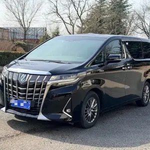 Toyota Alphard 2021 из Китая