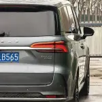 Roewe iMAX8 2022 из Китая