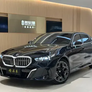 BMW 5 Series 2025 из Китая