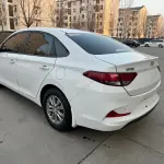 Hyundai Elantra 2021 123 л.с. из Китая