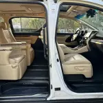 Toyota Alphard 2017 из Китая