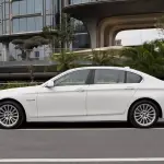 BMW 5 Series 2012 306 л.с. из Китая