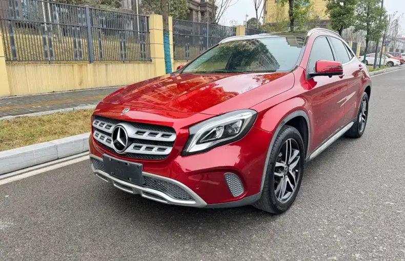 Mercedes-Benz GLA 2018 из Китая