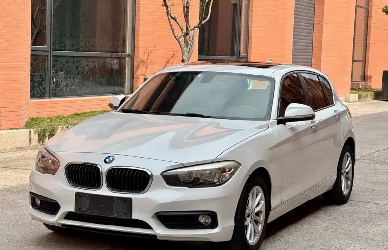 BMW 1 Series (Import) 2017 из Китая