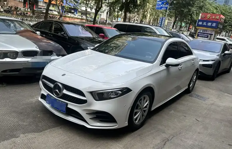 Mercedes-Benz A-Class 2022 из Китая