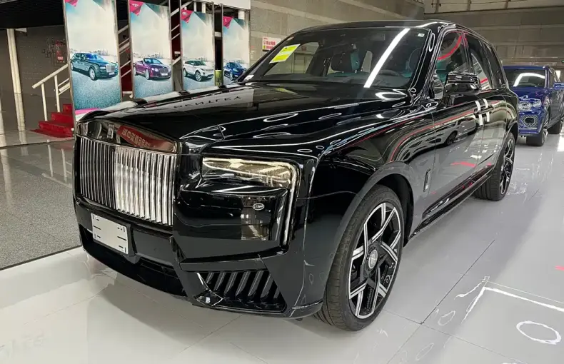 Rolls-Royce Cullinan 2026 из Китая