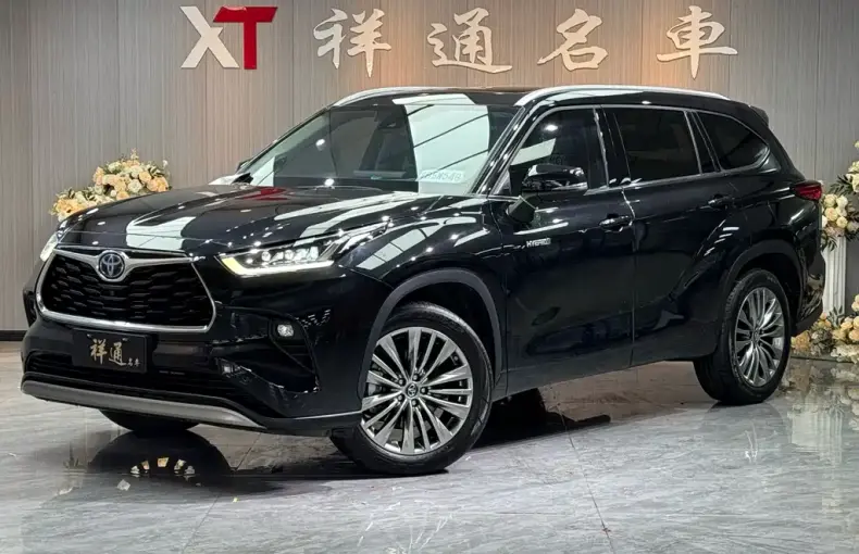 Toyota Highlander 2022 из Китая