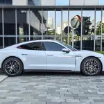 Porsche Taycan 2023 из Китая