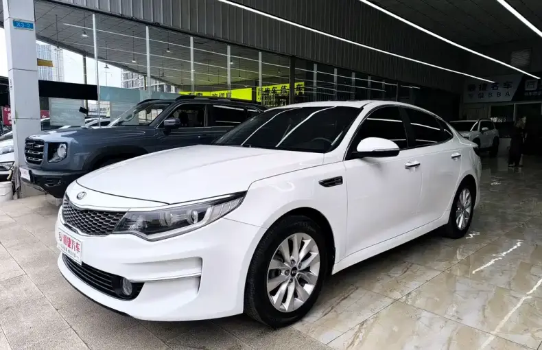 Kia K5 2016 из Китая