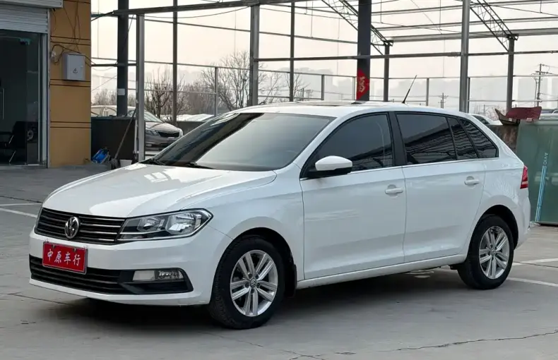 Volkswagen Santana 2016 из Китая