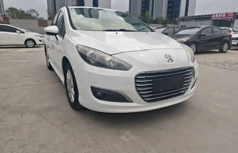 Peugeot 308 2016 из Китая