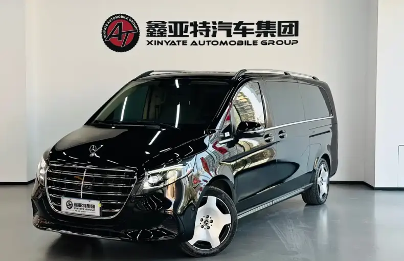 Mercedes-Benz V-Class 2024 из Китая