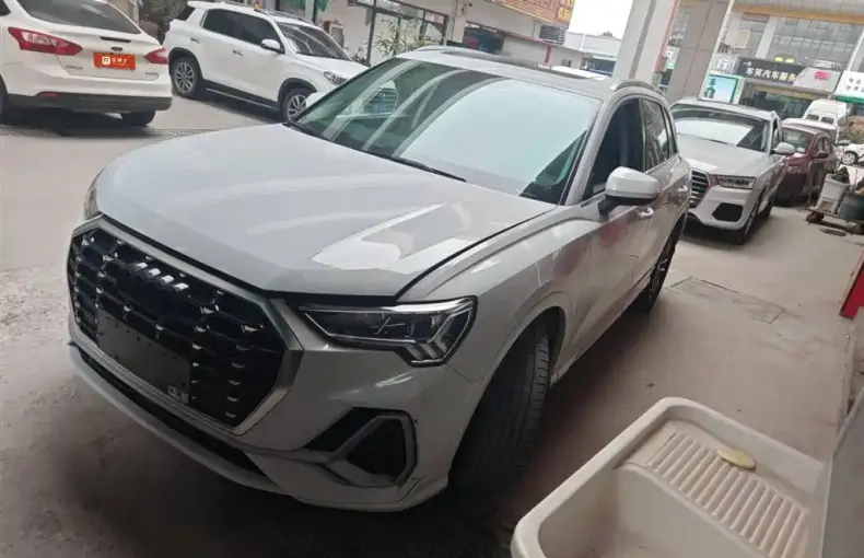Audi Q3 2022 из Китая