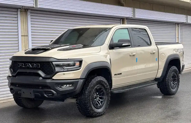 RAM Ram Trucks 2023 из Китая