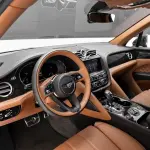 Bentley Bentayga 2022 550 л.с. 550 л.с. 550 л.с. 550 л.с. 550 л.с. из Китая