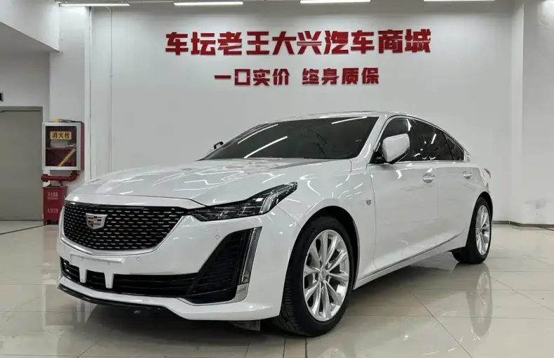 Cadillac CT5 2024 из Китая